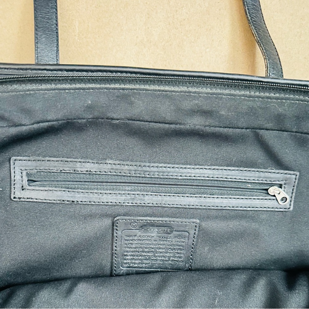 Coach Black Laptop Bag with Polished Finish (Vintage) - Picture 4 of 9